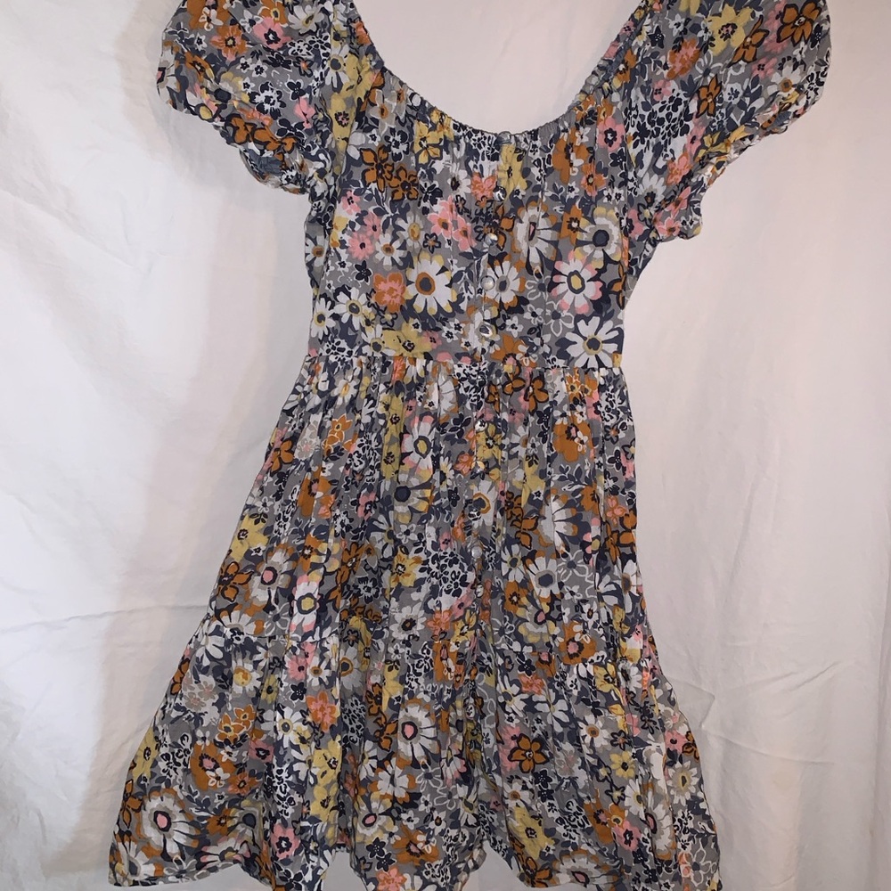 American Eagle Outfitters Multicolor Floral Dress w/ pockets